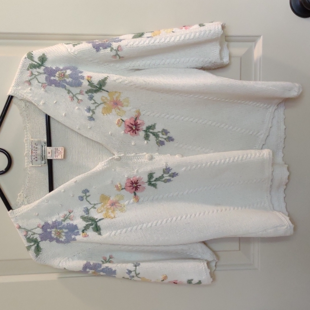 SUSAN BRISTOL vintage hand embroidered knit blouse/cardigan